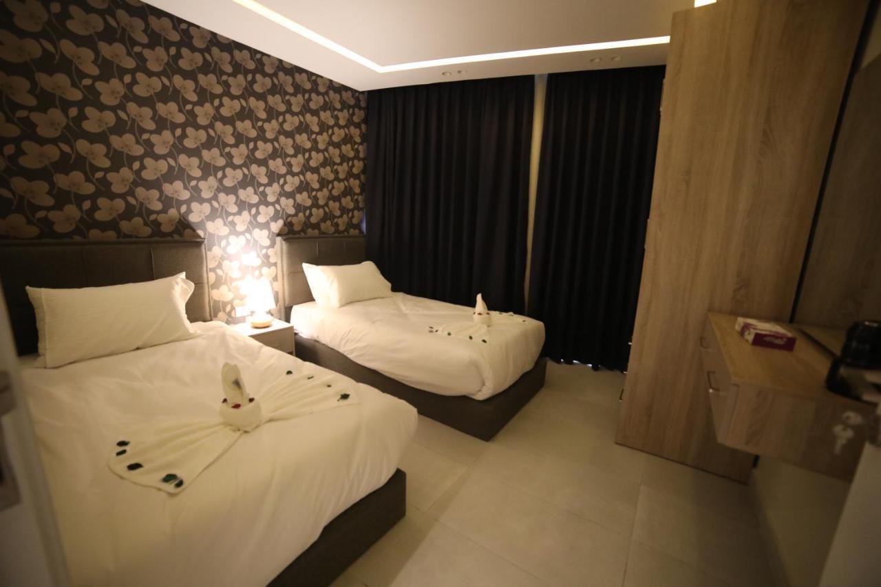 فندق صحارى الخليج Sahara Gulf Hotel Apartments Амман Екстер'єр фото