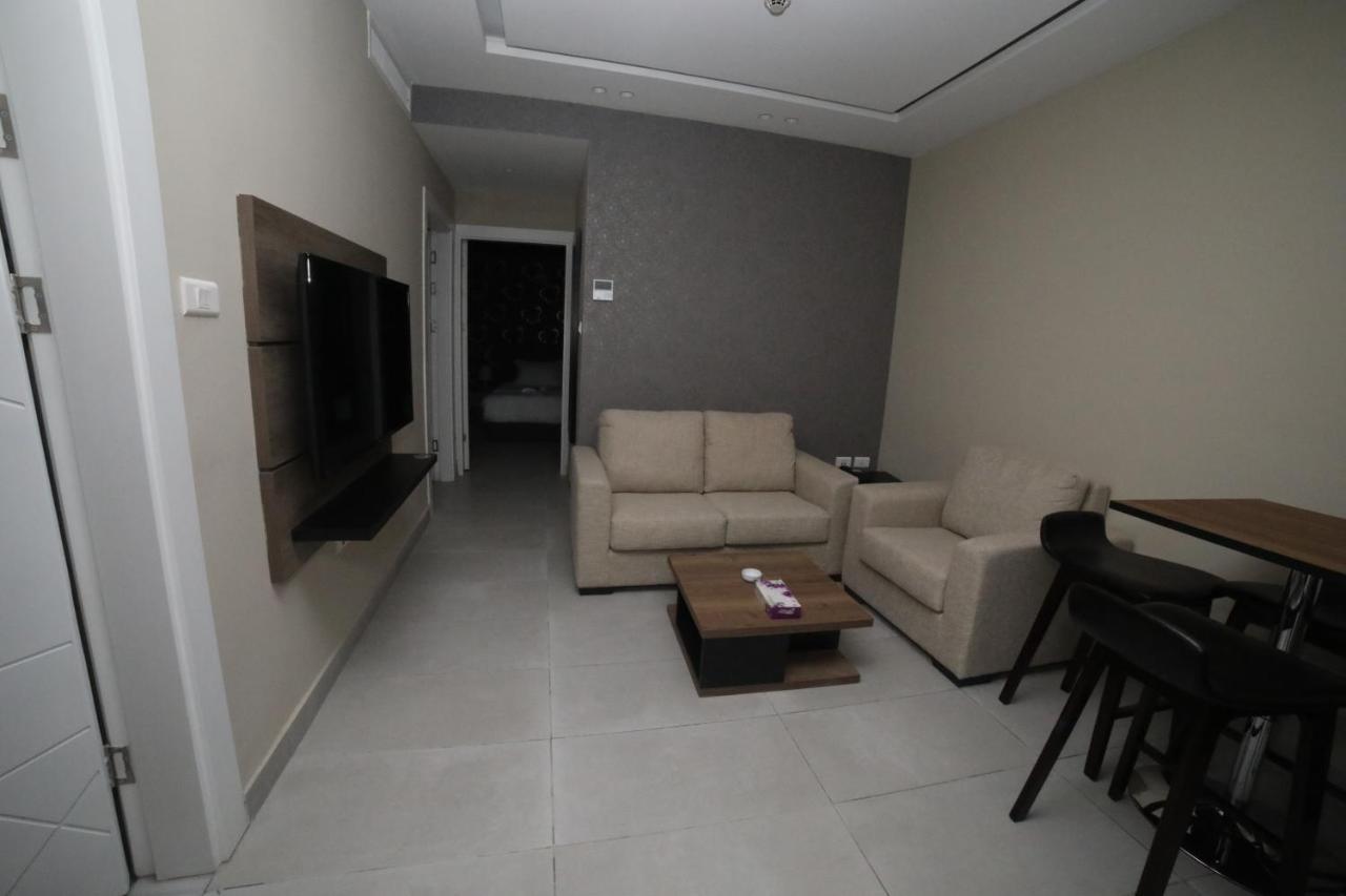 فندق صحارى الخليج Sahara Gulf Hotel Apartments Амман Екстер'єр фото